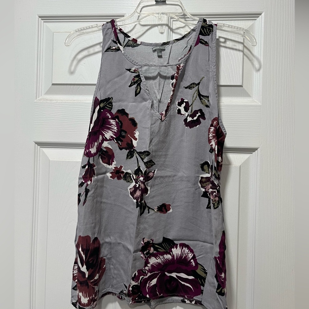 Charlotte russe size large gray and plum